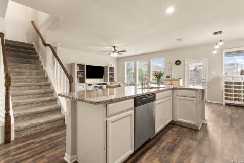 410 Moonvine Way New Braunfels TX 78130