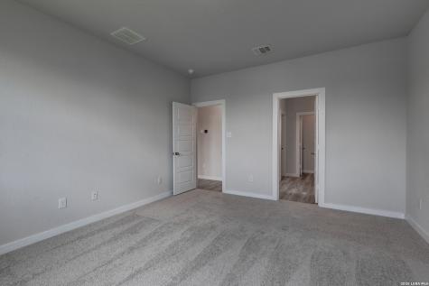 10520 Eddleman Cove San Antonio TX 78252