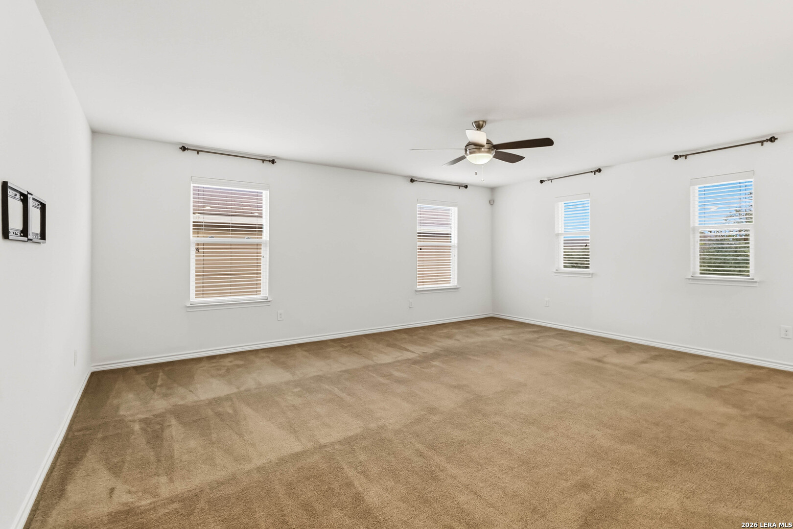 524 Landmark Falls Cibolo TX 78108