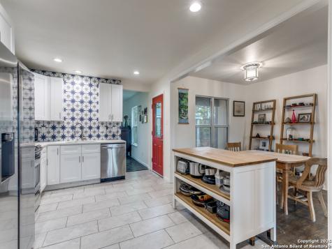 162 Sullivan San Antonio TX 78213