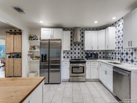162 Sullivan San Antonio TX 78213