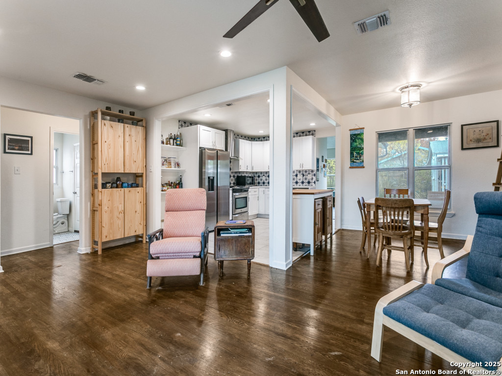 162 Sullivan San Antonio TX 78213