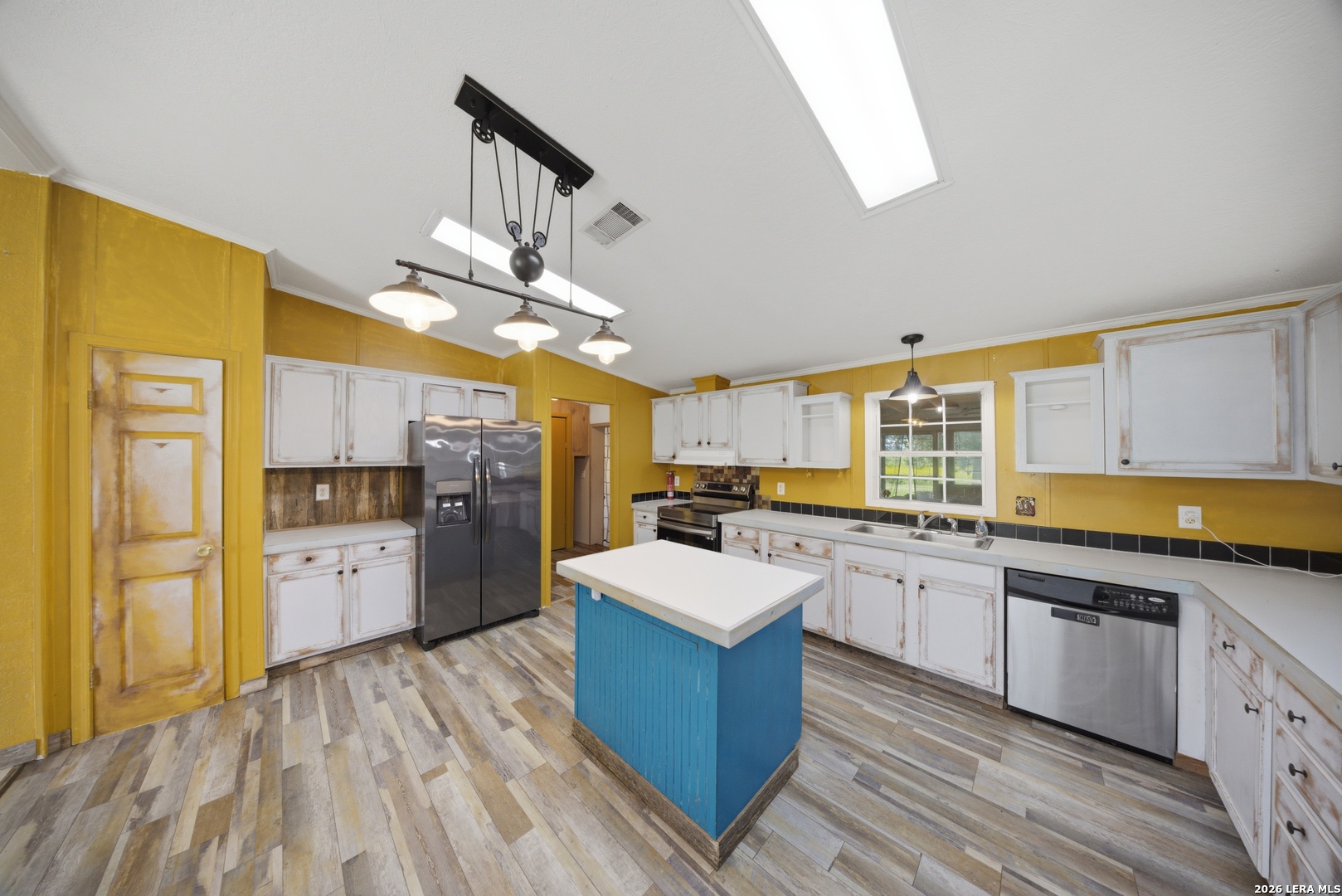357 Dallas Street Bandera TX 78003