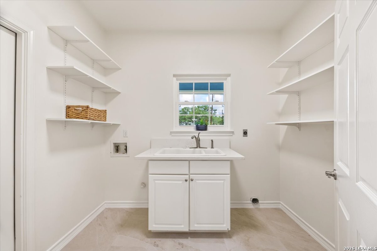 25887 Lewis Ranch Road New Braunfels TX 78132