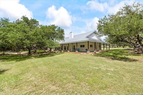 25887 Lewis Ranch Road New Braunfels TX 78132