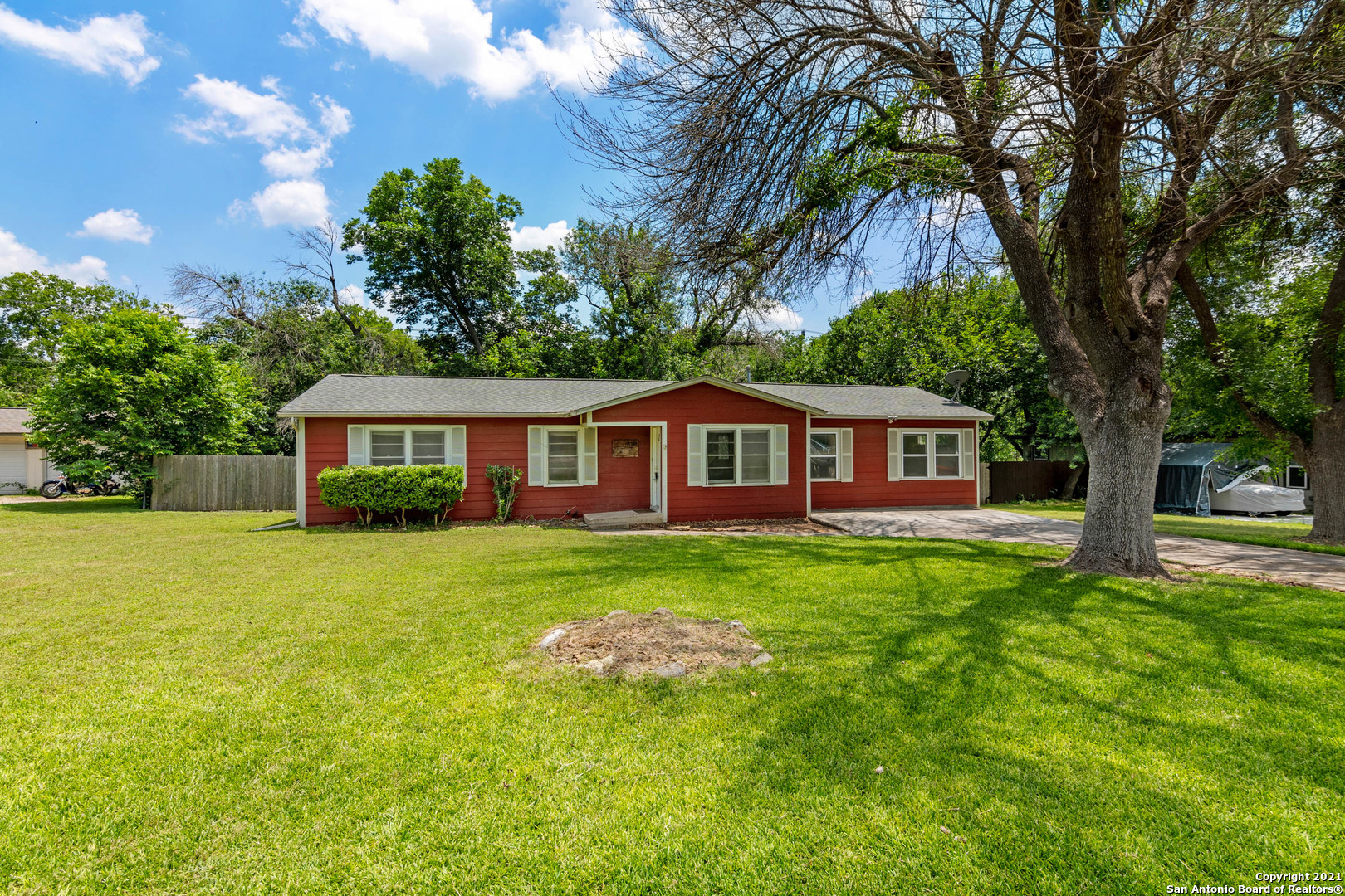 6398 Kings Crown Street San Antonio TX 78233