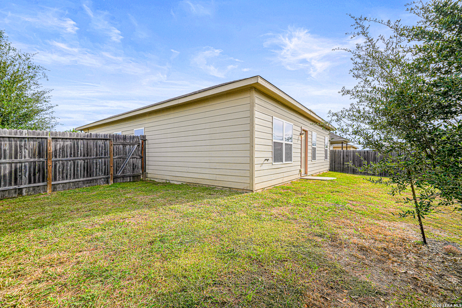 9038 Gibbons Trace San Antonio TX 78245