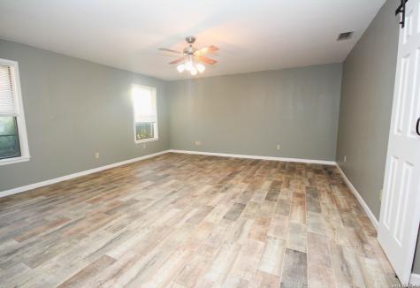 2547 Mari Gail Road Beeville TX 78102