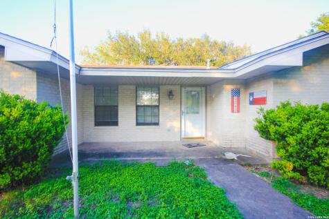2547 Mari Gail Road Beeville TX 78102