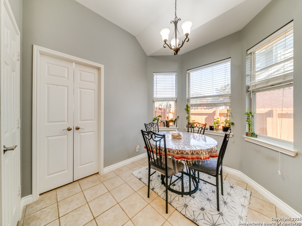 5918 Hart Field San Antonio TX 78249
