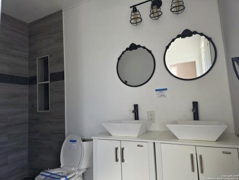406 Rigsby San Antonio TX 78210