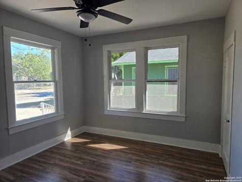 406 Rigsby San Antonio TX 78210