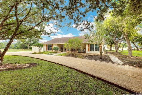 240 Deerwood Circle Bandera TX 78003