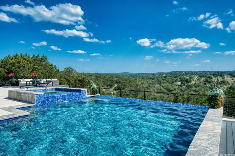 121 Greystone Point Boerne TX 78006
