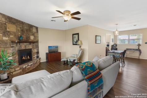 115 Village Kerrville TX 78028