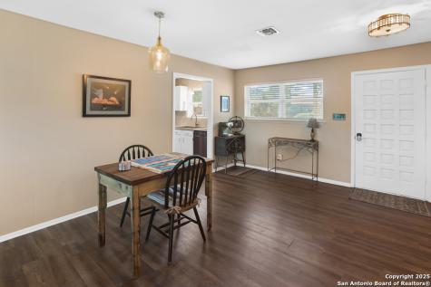 115 Village Kerrville TX 78028