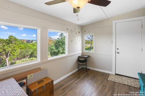 115 Village Kerrville TX 78028