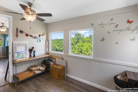 115 Village Kerrville TX 78028