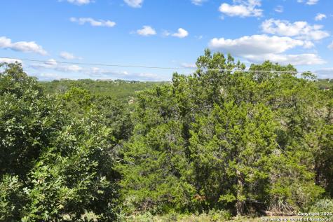 115 Village Kerrville TX 78028