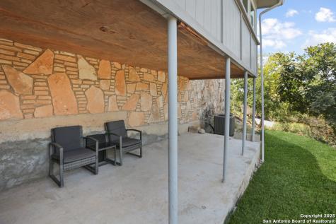 115 Village Kerrville TX 78028