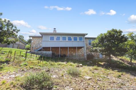 115 Village Kerrville TX 78028