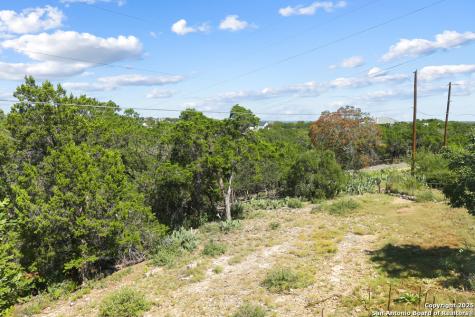 115 Village Kerrville TX 78028