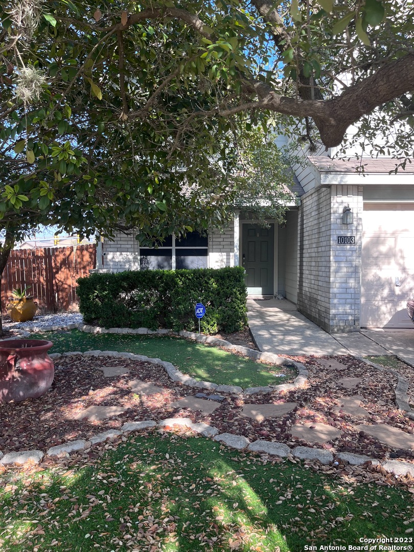 10103 Divine Breeze San Antonio TX 78251