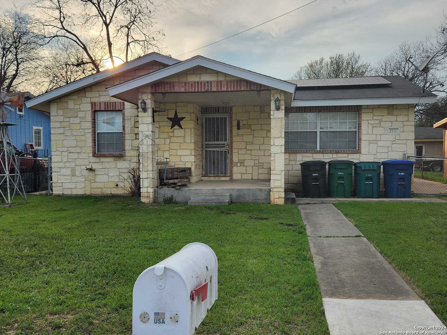 2111 Dahlgreen Avenue San Antonio TX 78237