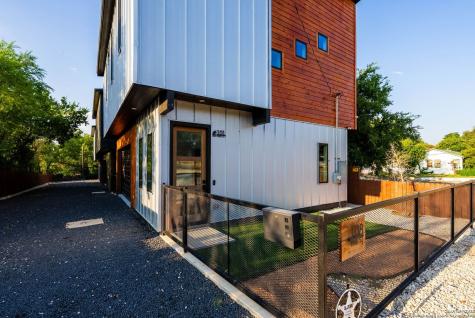 108 Vine Street #101 San Antonio TX 78210