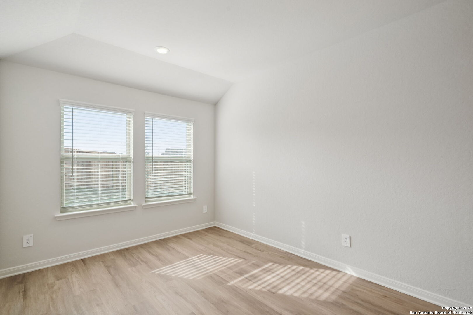1206 Nikos Hollow San Antonio TX 78245
