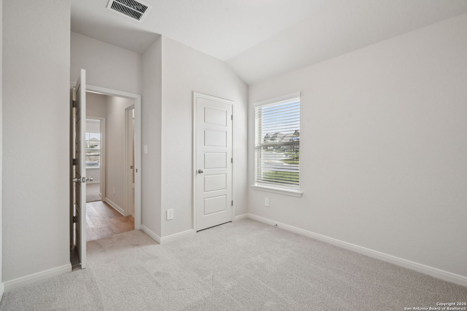1206 Nikos Hollow San Antonio TX 78245