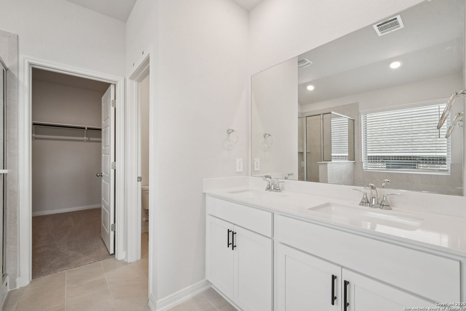 1206 Nikos Hollow San Antonio TX 78245
