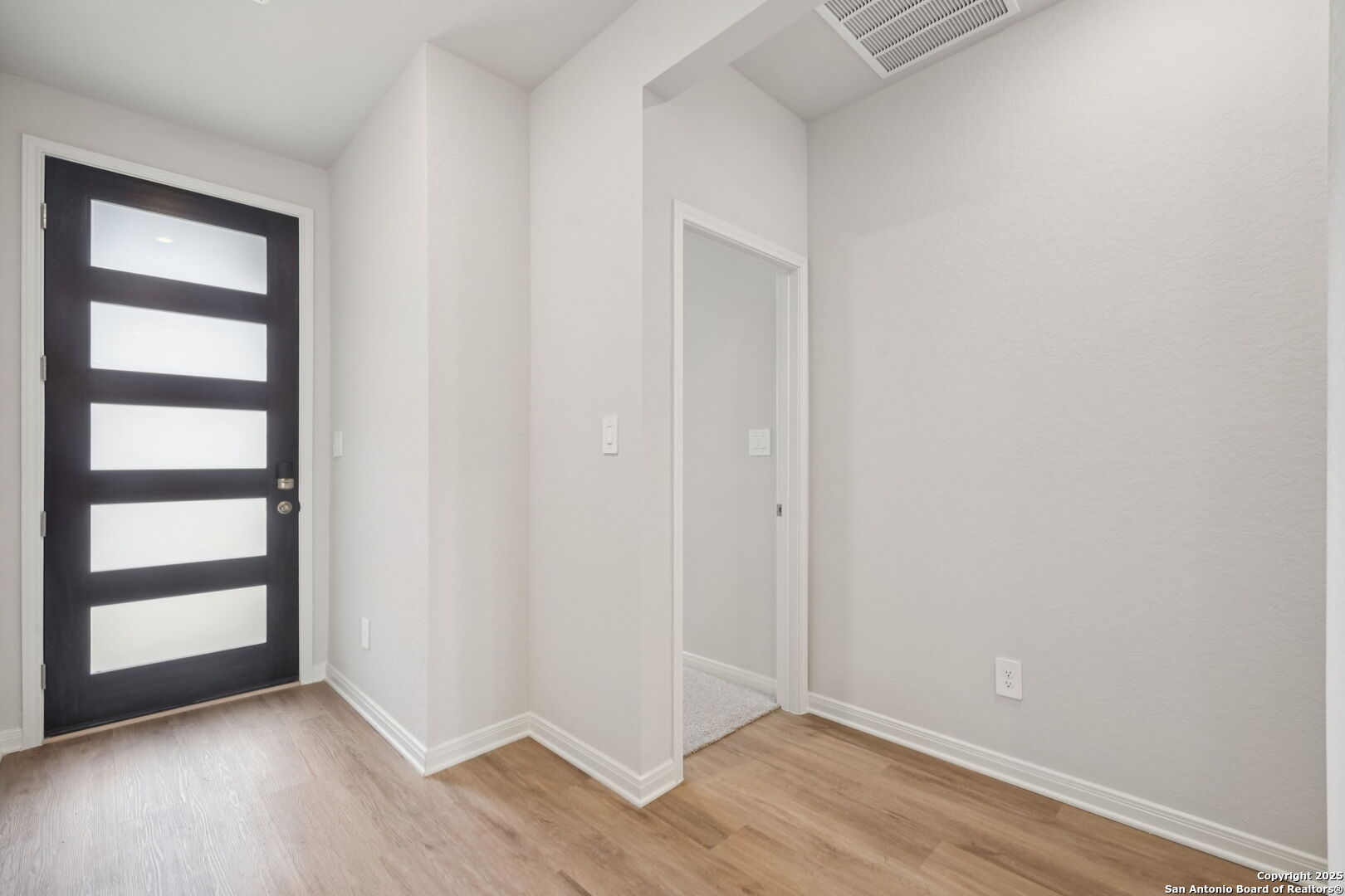 1206 Nikos Hollow San Antonio TX 78245