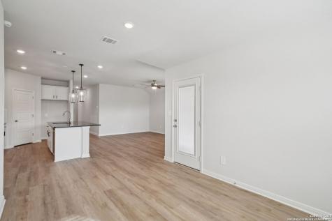 1206 Nikos Hollow San Antonio TX 78245
