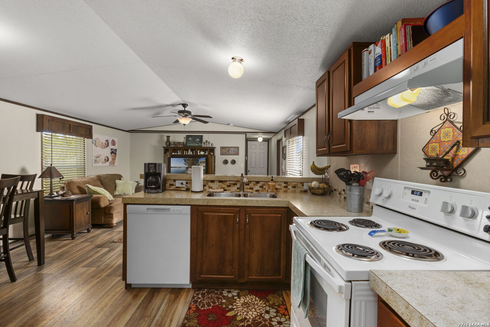 526 Pr 1512 Bandera TX 78003