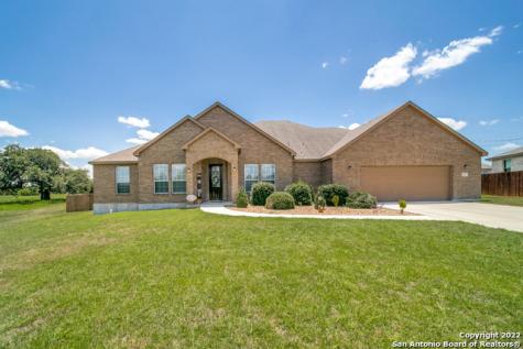 132 Ridgecrest Floresville TX 78114