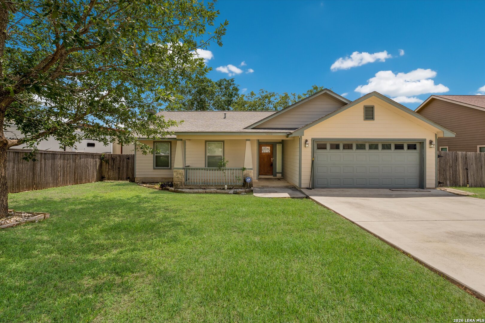 1023 3rd Street Floresville TX 78114