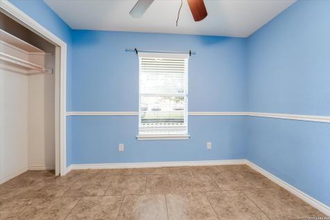 1023 3rd Street Floresville TX 78114