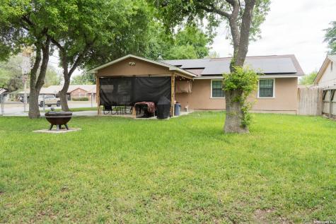 501 Perez Street Uvalde TX 78801
