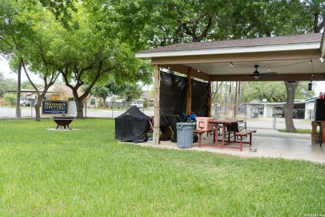 501 Perez Street Uvalde TX 78801