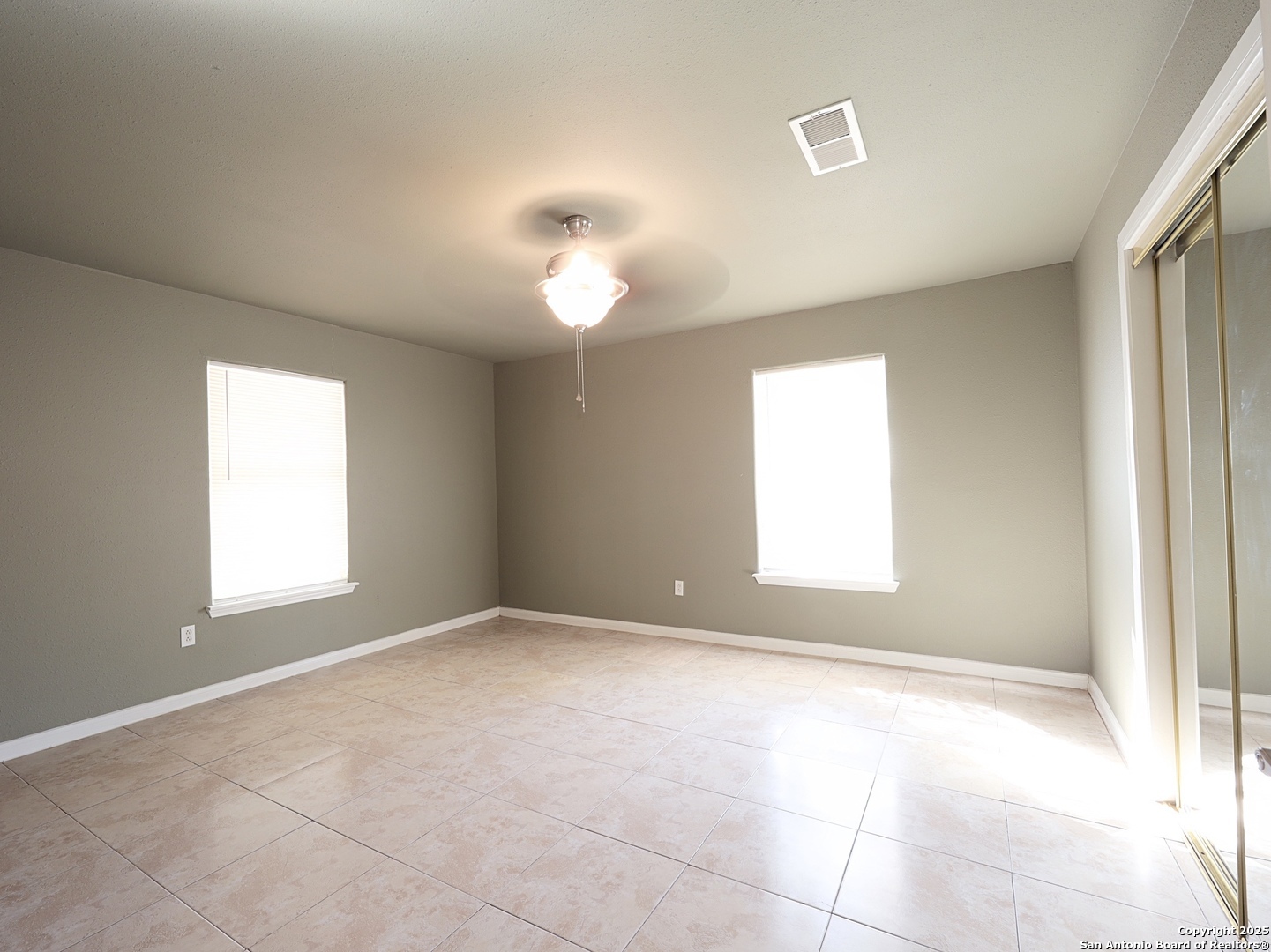 1330 Fenfield San Antonio TX 78211