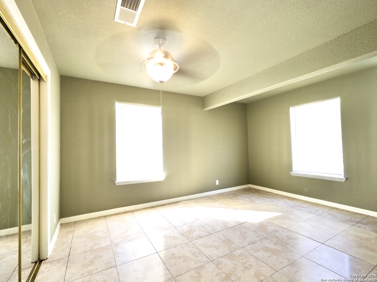 1330 Fenfield San Antonio TX 78211
