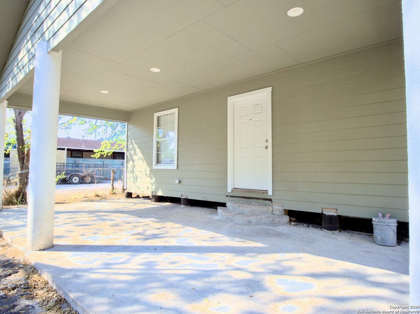 1330 Fenfield San Antonio TX 78211