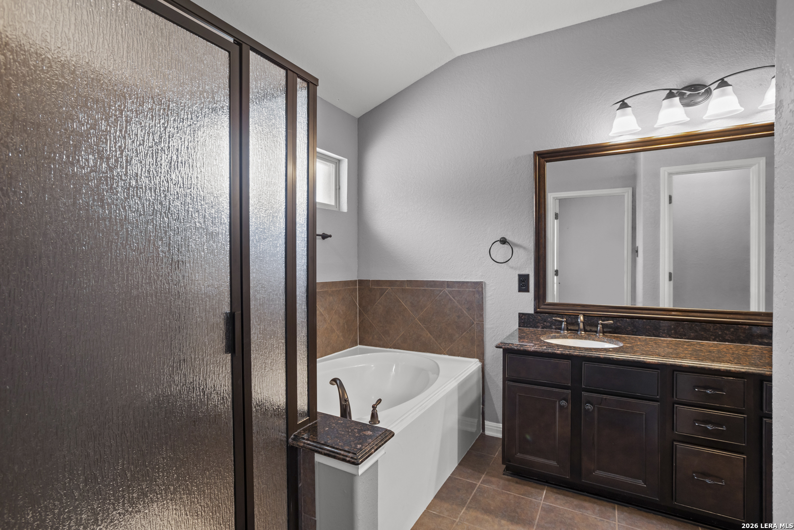 829 Laserra Cibolo TX 78108