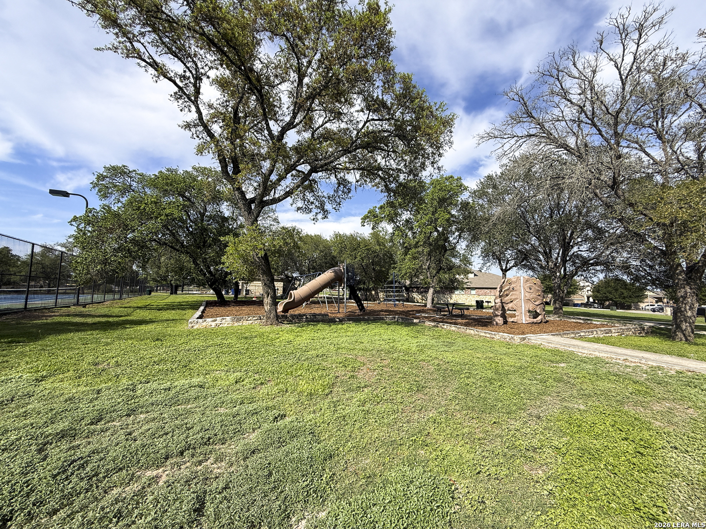 829 Laserra Cibolo TX 78108