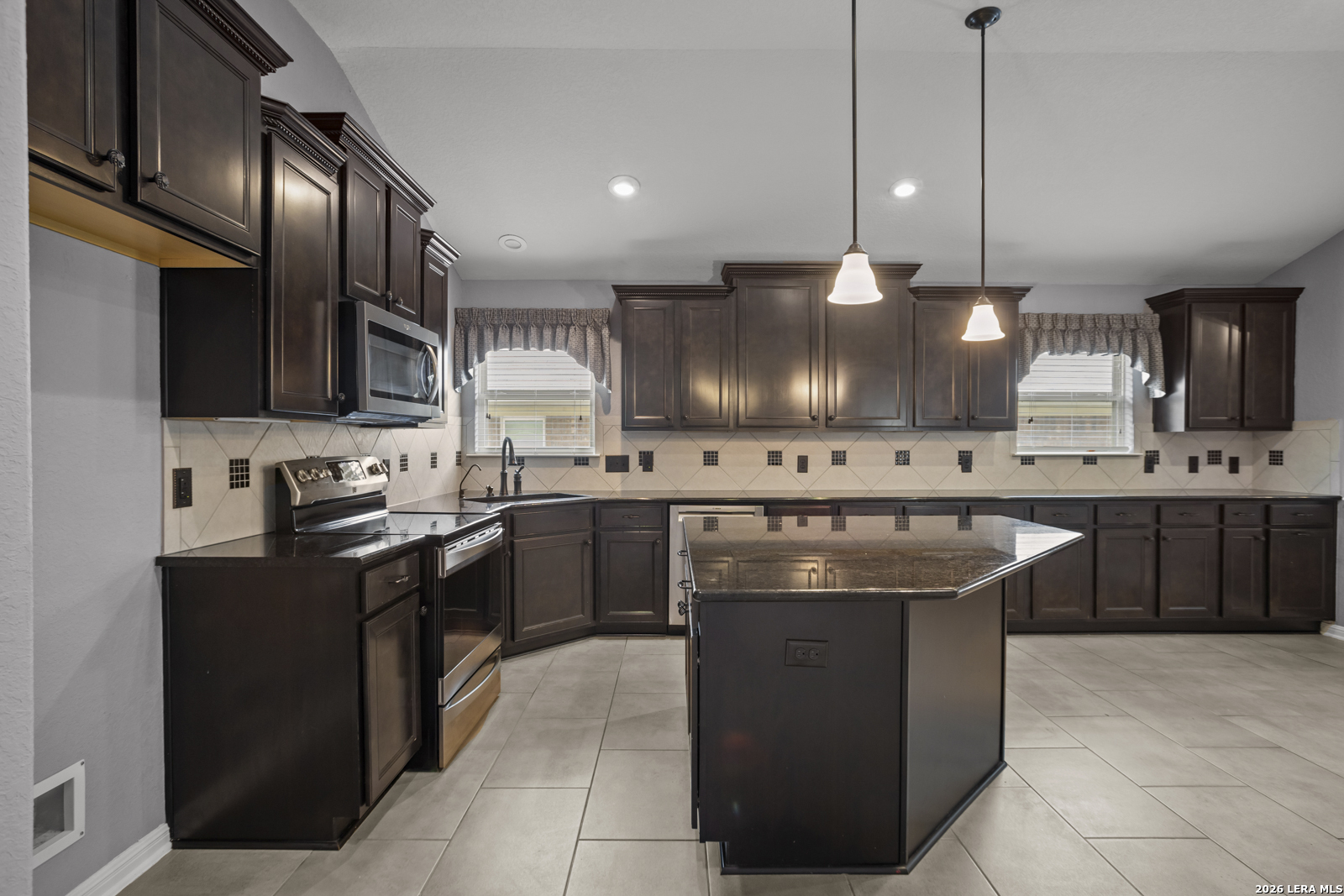 829 Laserra Cibolo TX 78108