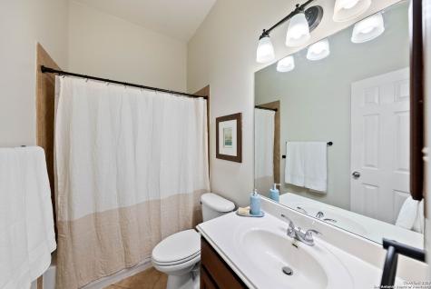 2978 Palomino Pass Seguin TX 78155
