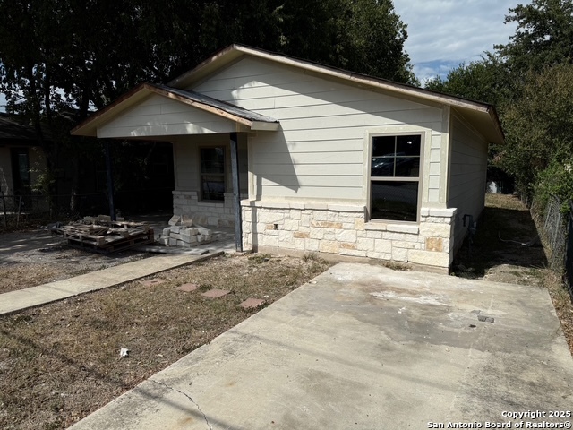 525 Saltillo San Antonio TX 78207