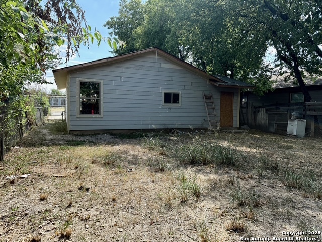 525 Saltillo San Antonio TX 78207