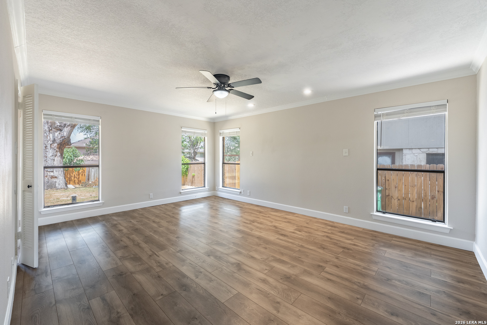 5934 Spring Valley San Antonio TX 78247